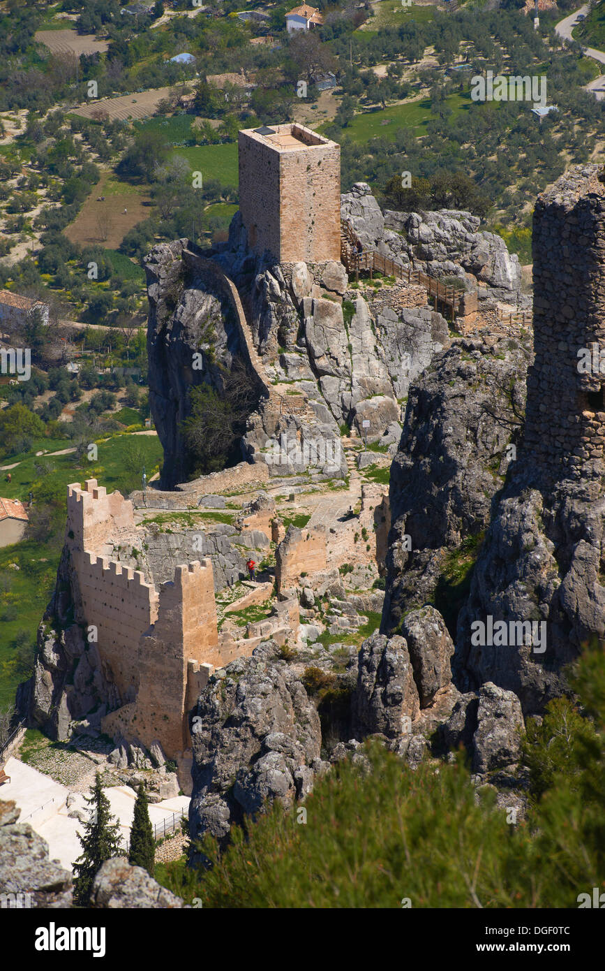 Sierra de Cazorla, La Iruela. Castello, Sierra de Cazorla Segura y las Villas parco naturale, Provincia di Jaen, Andalusia, Spagna Foto Stock