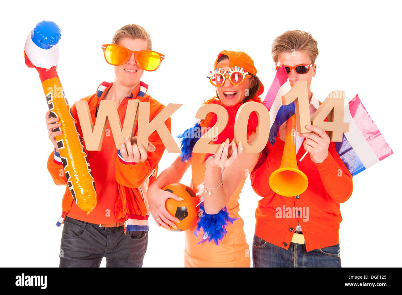 Due ragazzi e una ragazza, i tifosi del calcio olandese team. Foto Stock