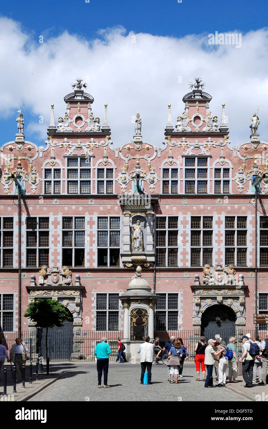 Grande Arsenale nella città vecchia di Danzica - Wielka Zbrojownia. Foto Stock