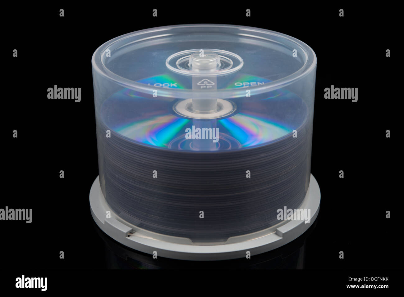 Pila di dvd, cd su un mandrino Foto Stock