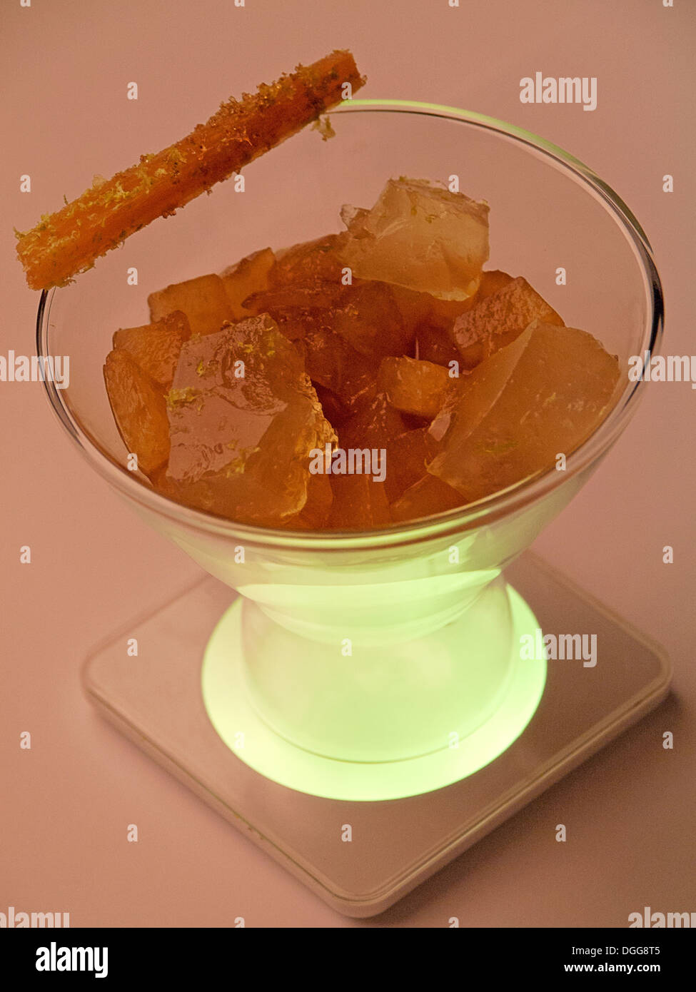 -Deserto dolce- ghiaccio di pistacchio e limone. Foto Stock