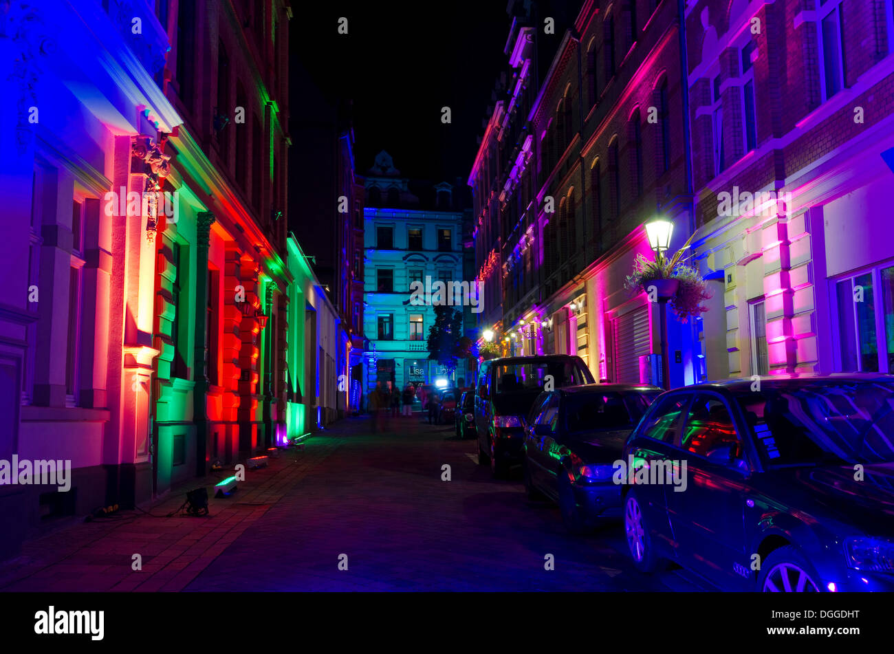 Goerrestrasse street, illuminato dall'artista Gerhard Kraetz, Coblenza, Renania-Palatinato Foto Stock
