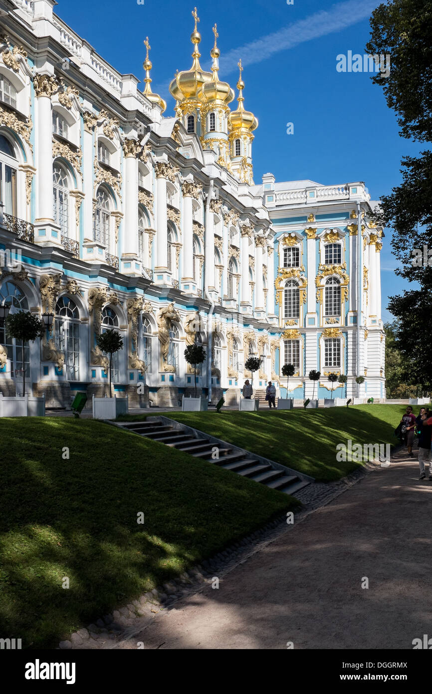 Palazzo di Caterina, 25 km a sud-est di San Pietroburgo, Russia. È stata la residenza estiva degli Zar Russi. Foto Stock
