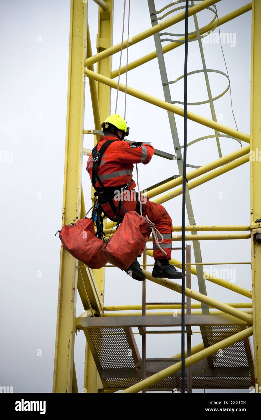 USAR Fire & Rescue accesso corda sulla gru a torre Foto Stock