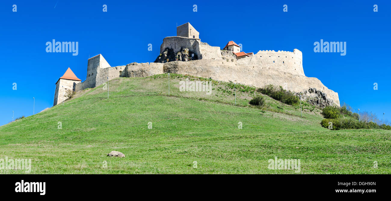 Rupea fortezza è nella contea di Brasov, Romania. Medievale landmark sassoni di Transilvania Foto Stock