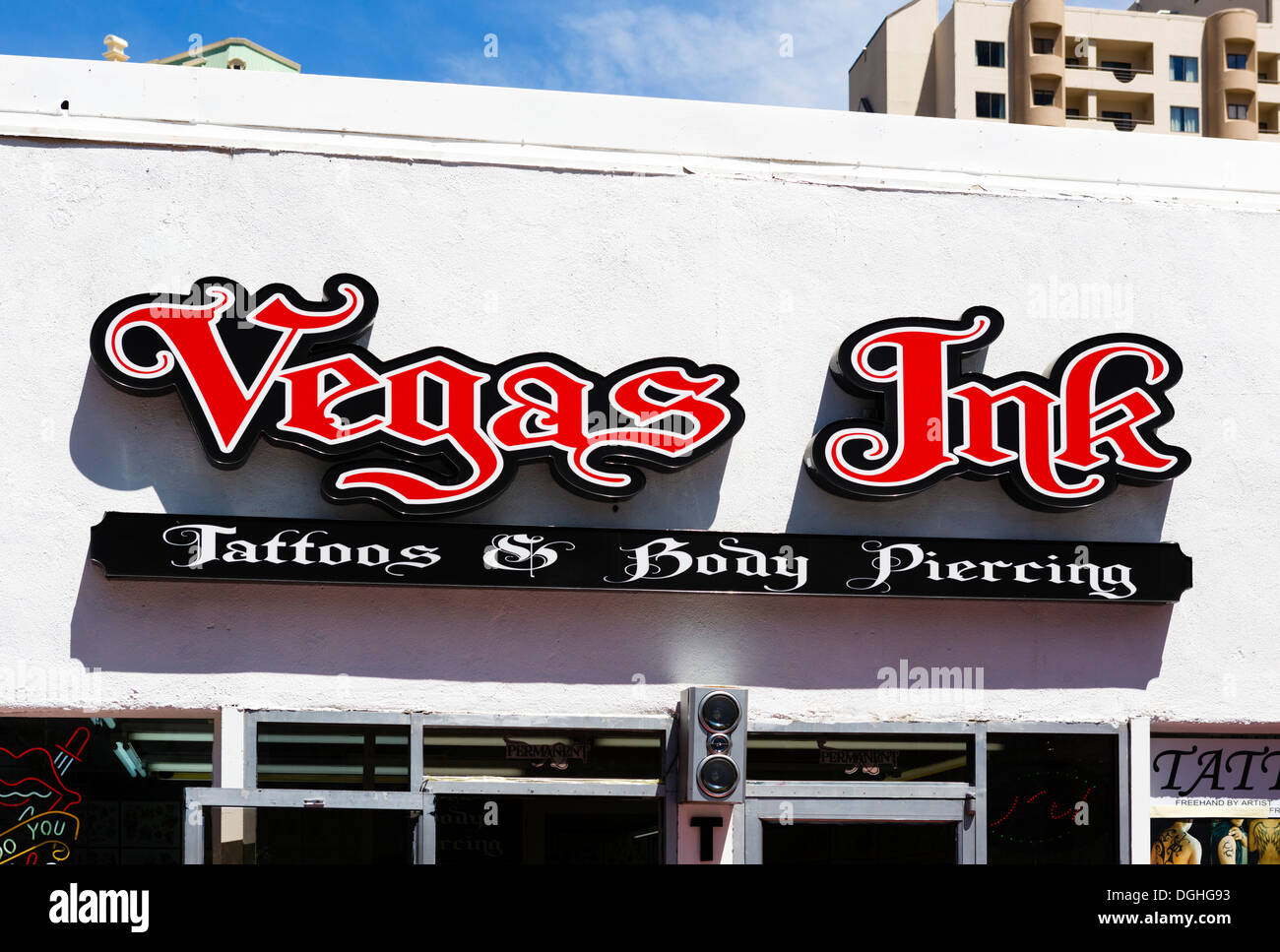 Vegas Ink tattoo e body piercing parlor, Las Vegas Boulevard South (striscia), Las Vegas, Nevada, STATI UNITI D'AMERICA Foto Stock