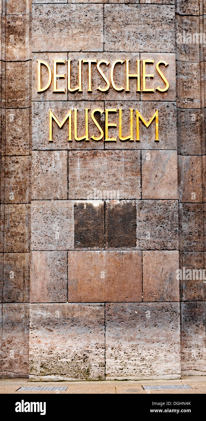 Ingresso del Deutsches Museum, il Museo Tedesco di Monaco di Baviera Foto Stock