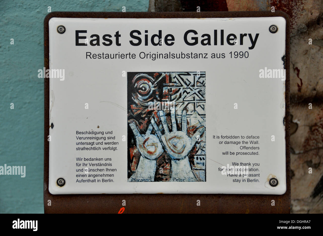 Segno "East Side Gallery' sui resti del muro di Berlino, la East Side Gallery, Berlino-friedrichshain, PublicGround Foto Stock