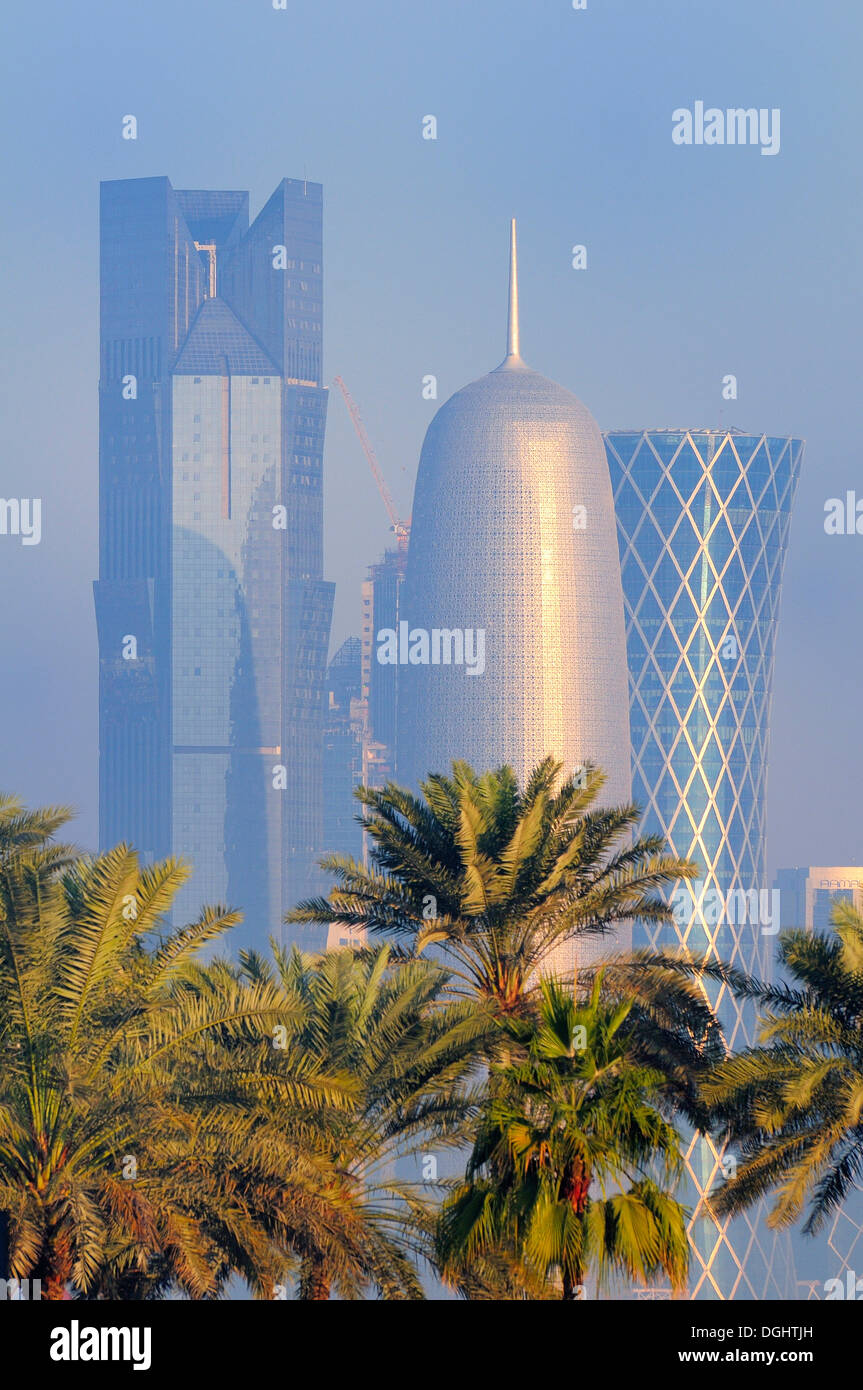 Grattacieli, quartiere degli affari, West Bay Area, Doha, Qatar Foto Stock