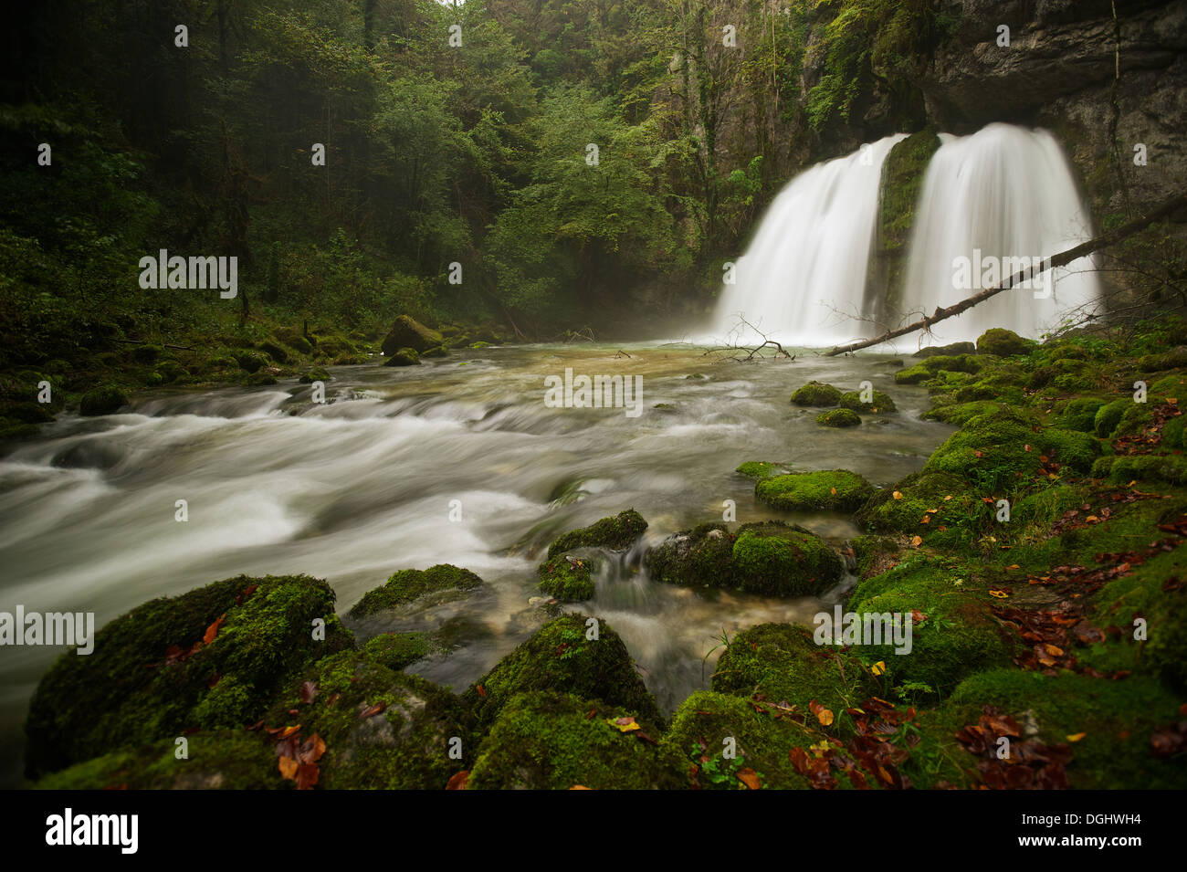 Cascade des Combes vicino a San Cladue. Fiume calles l'Abîme Foto Stock