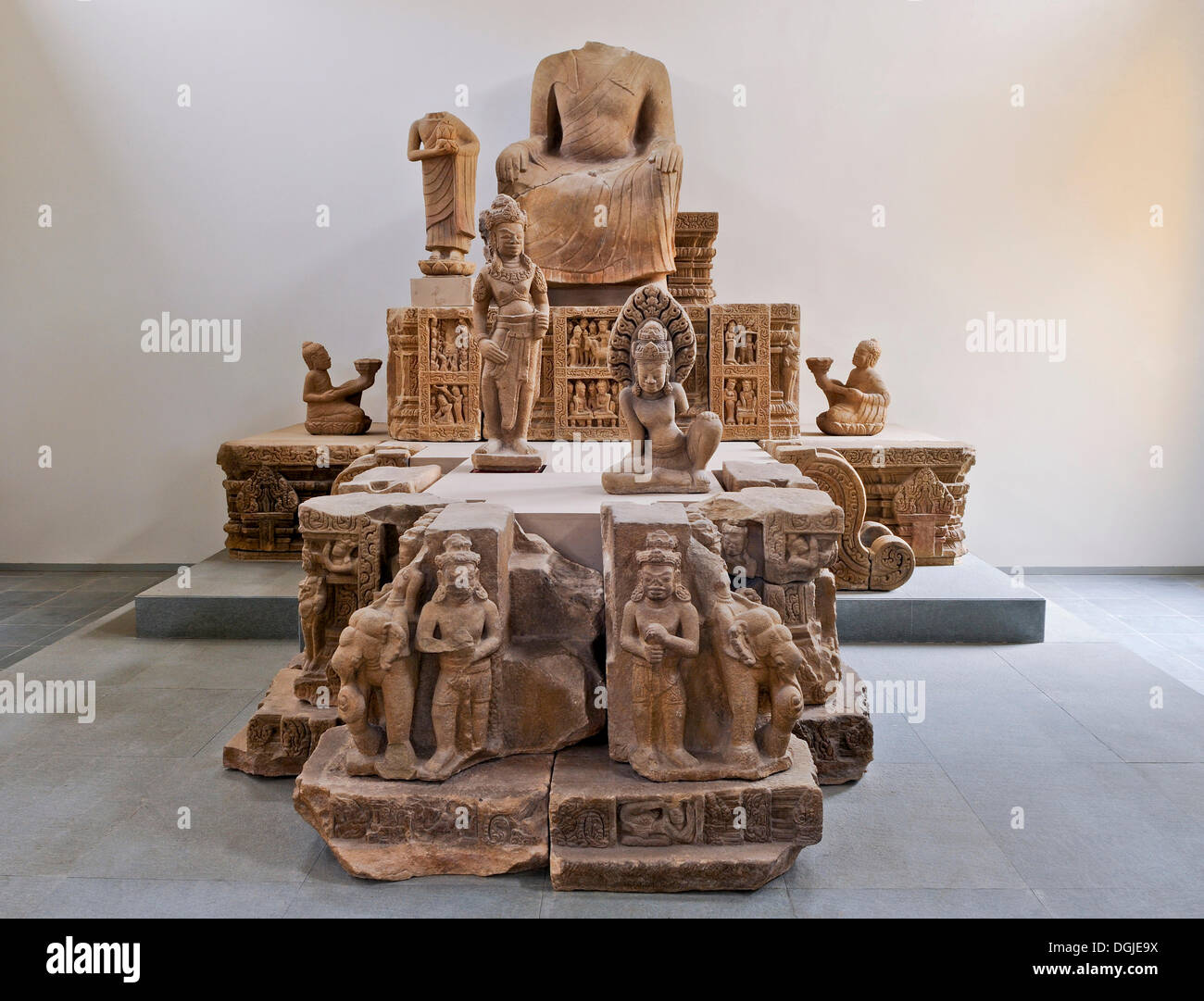 Raccolta dei resti del centro buddista di Dong Duong, Cham Museum, Da Nang, Vietnam, sud-est asiatico Foto Stock