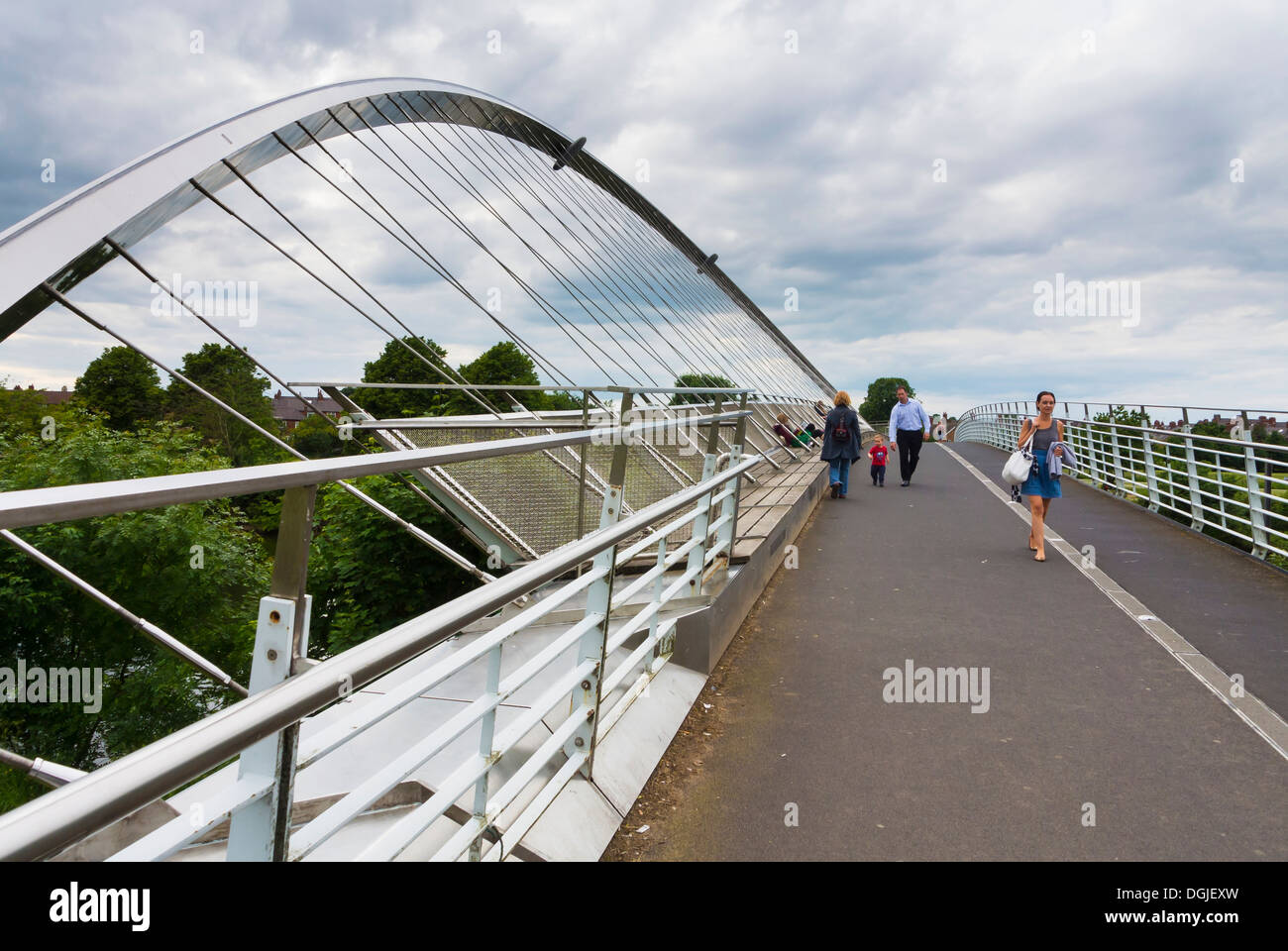 La York Millennium Bridge sul fiume Ouse. Foto Stock