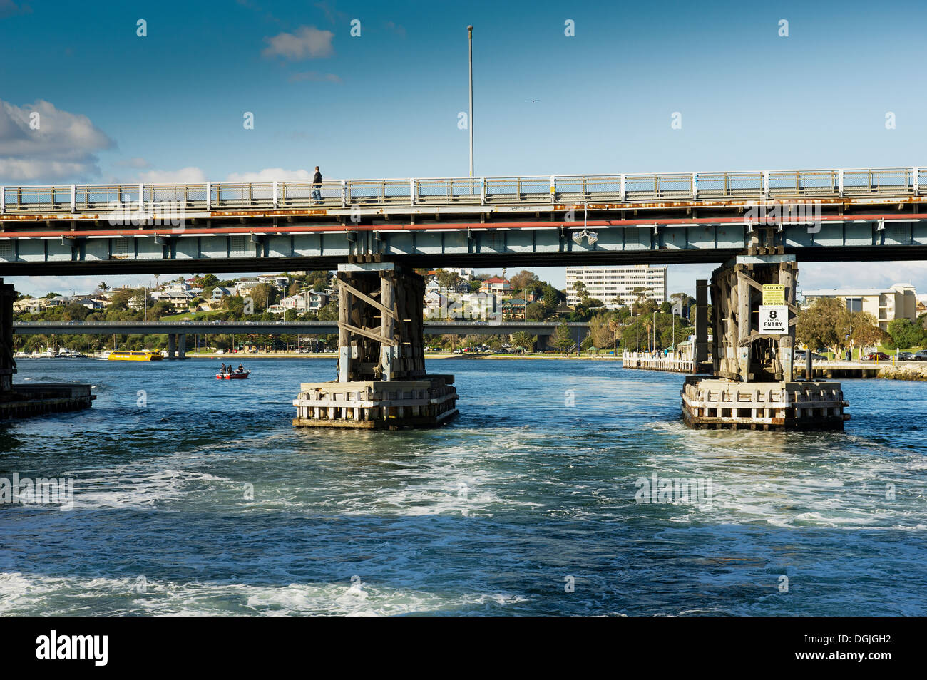 Ponti sul Fiume Swan a Fremantle. Foto Stock