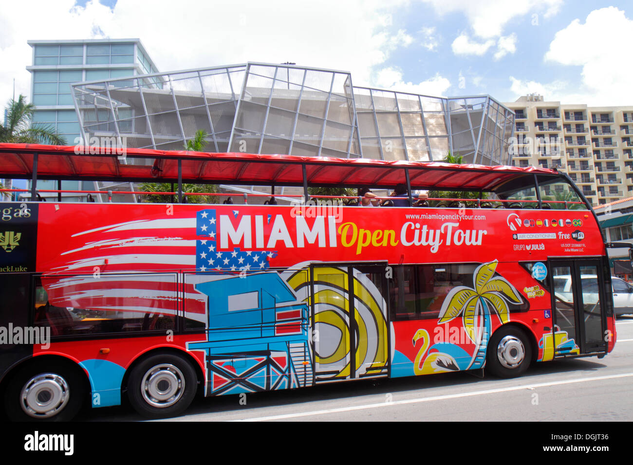 Miami Beach Florida, Tour della Citta' aperta di Miami, autobus a due piani, pullman, rosso, colorato, guardando FL13031208 Foto Stock