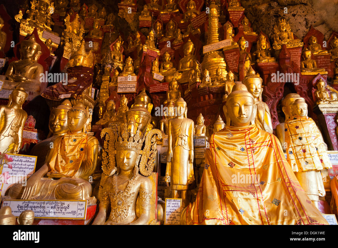 Il buddista fantastiche grotte di Pindaya in Myanmar. Foto Stock
