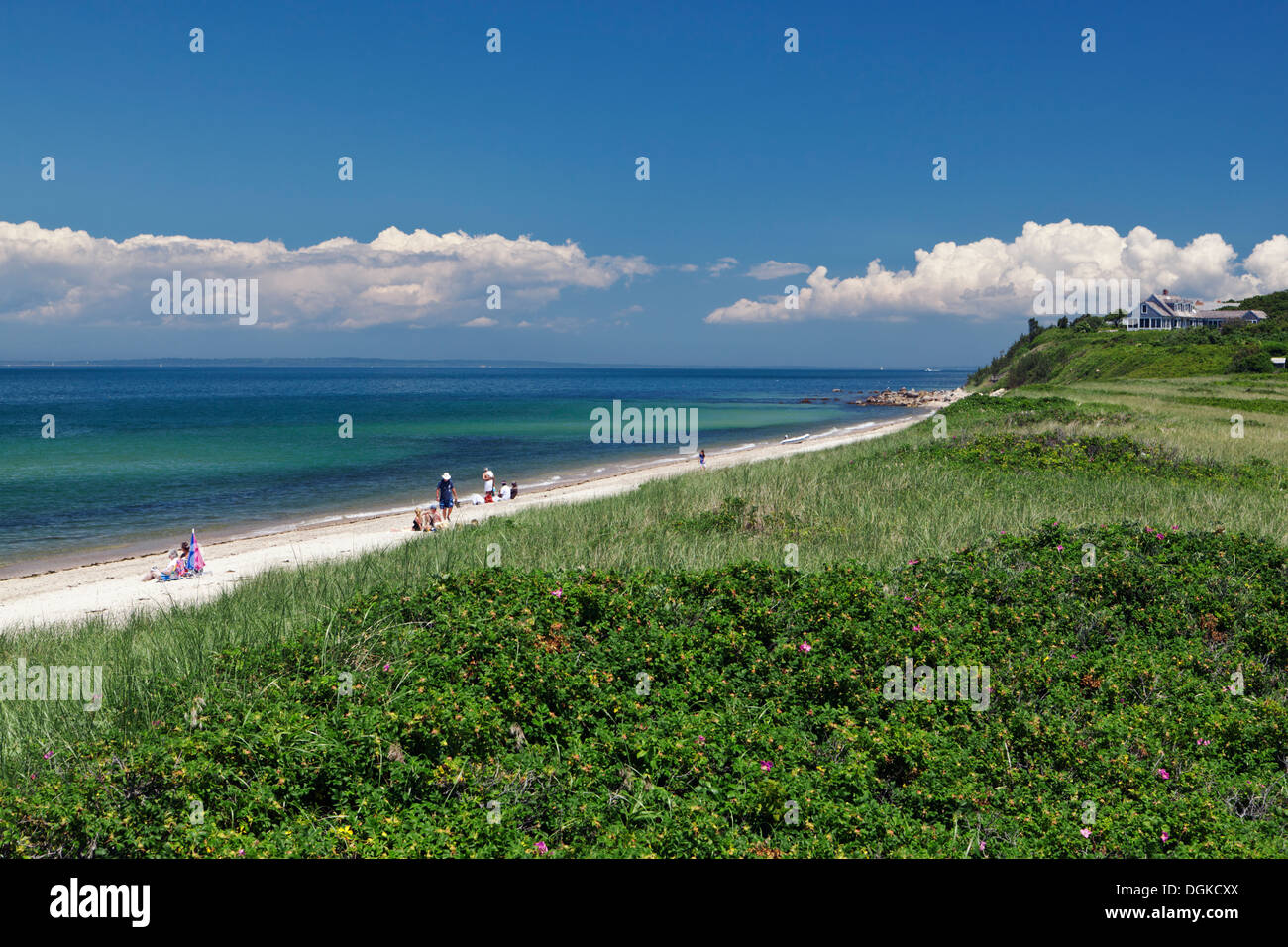 Una vista attraverso Menemsha sulla spiaggia di Cape Cod. Foto Stock