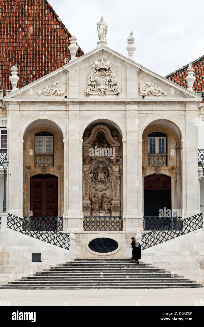 La Via Latina scalinata presso la vecchia università di Coimbra. Foto Stock