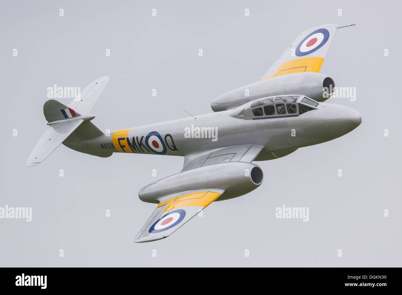 Vista di Gloster Meteor che è Britains primo jet da combattimento. Foto Stock