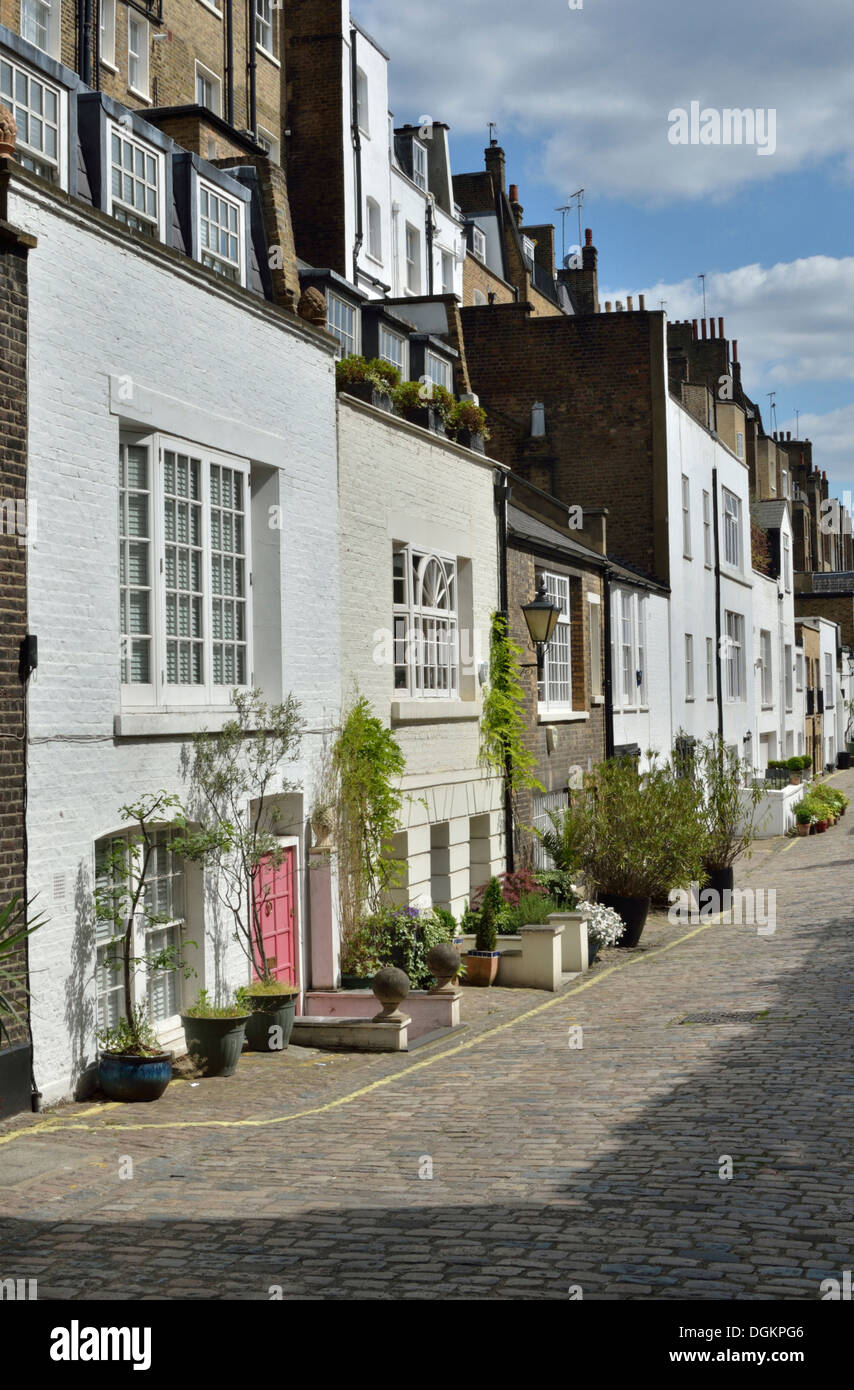 Una terrazza di case su Bryanston Mews est. Foto Stock