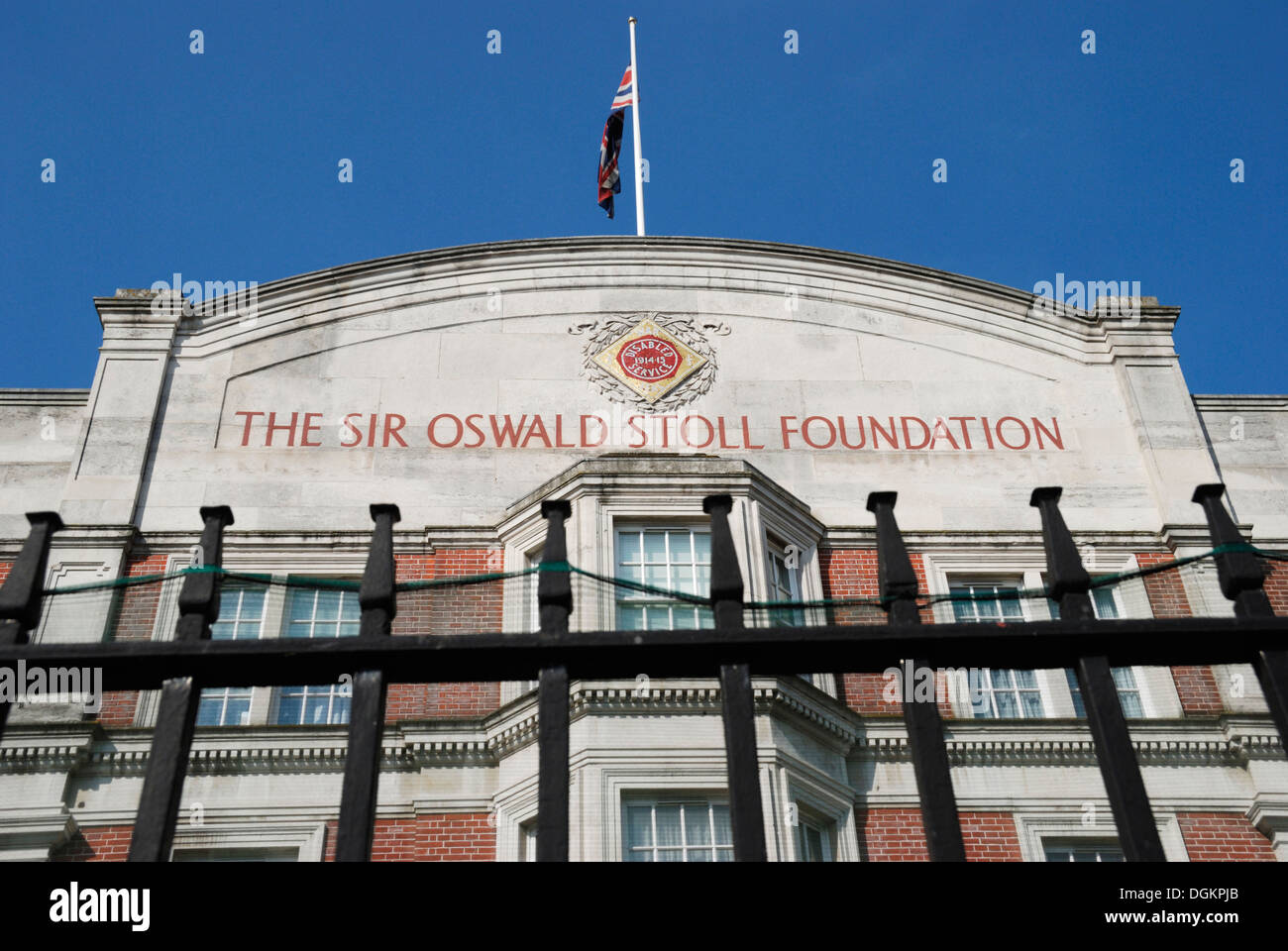Il Sir Oswald Stoll Foundation edificio in Fulham. Foto Stock