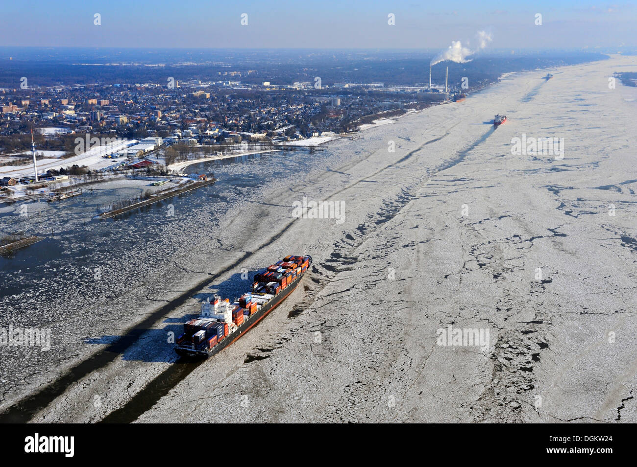 Vista aerea, la spedizione del traffico sul fiume Elba in condizioni di gelo, Amburgo, Hamburg, Amburgo, Germania Foto Stock