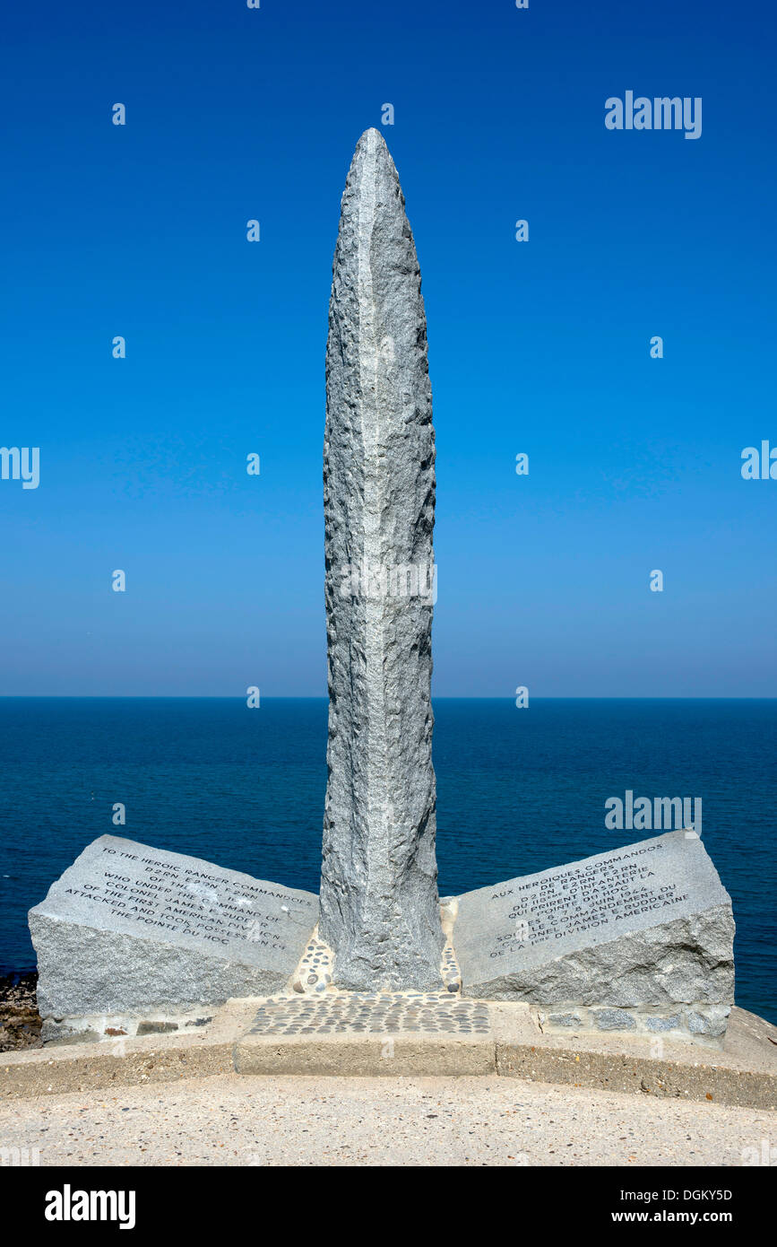 Ranger e Monumento di Bunker sopra l'Atlantico, Pointe du Hoc memorial, la  spiaggia di Omaha, Bassa Normandia, Francia, Europa Foto stock - Alamy