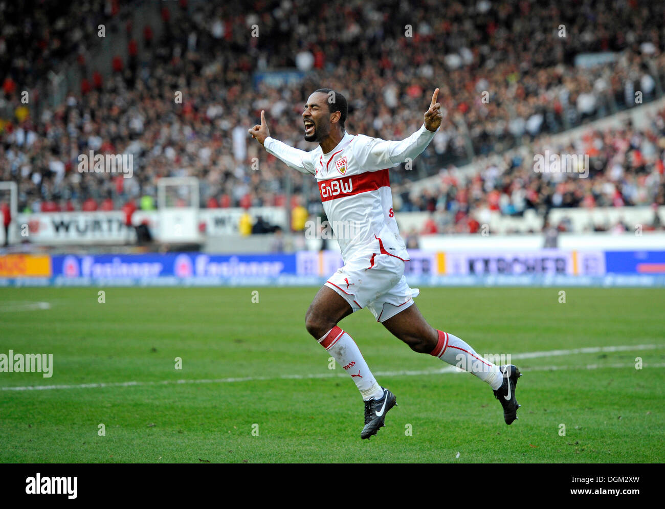 Giocatore nazionale CACAU, VfB Stuttgart, celebrando un obiettivo Foto Stock