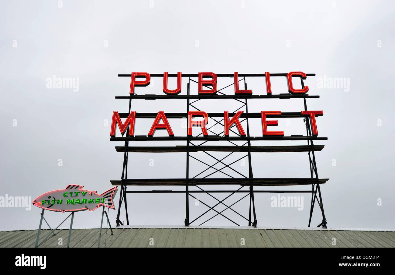 Firmare all'entrata di Pike Place Market pubblica, Seattle, Washington, Stati Uniti d'America Foto Stock