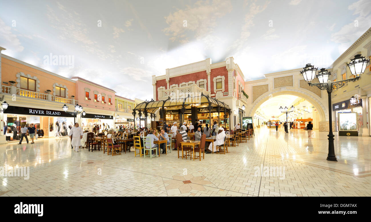 Paolo, Francese panetteria e pasticceria, Fiume isola shop, negozi di lusso centro, Villaggio Mall progettato in uno stile veneziano Foto Stock