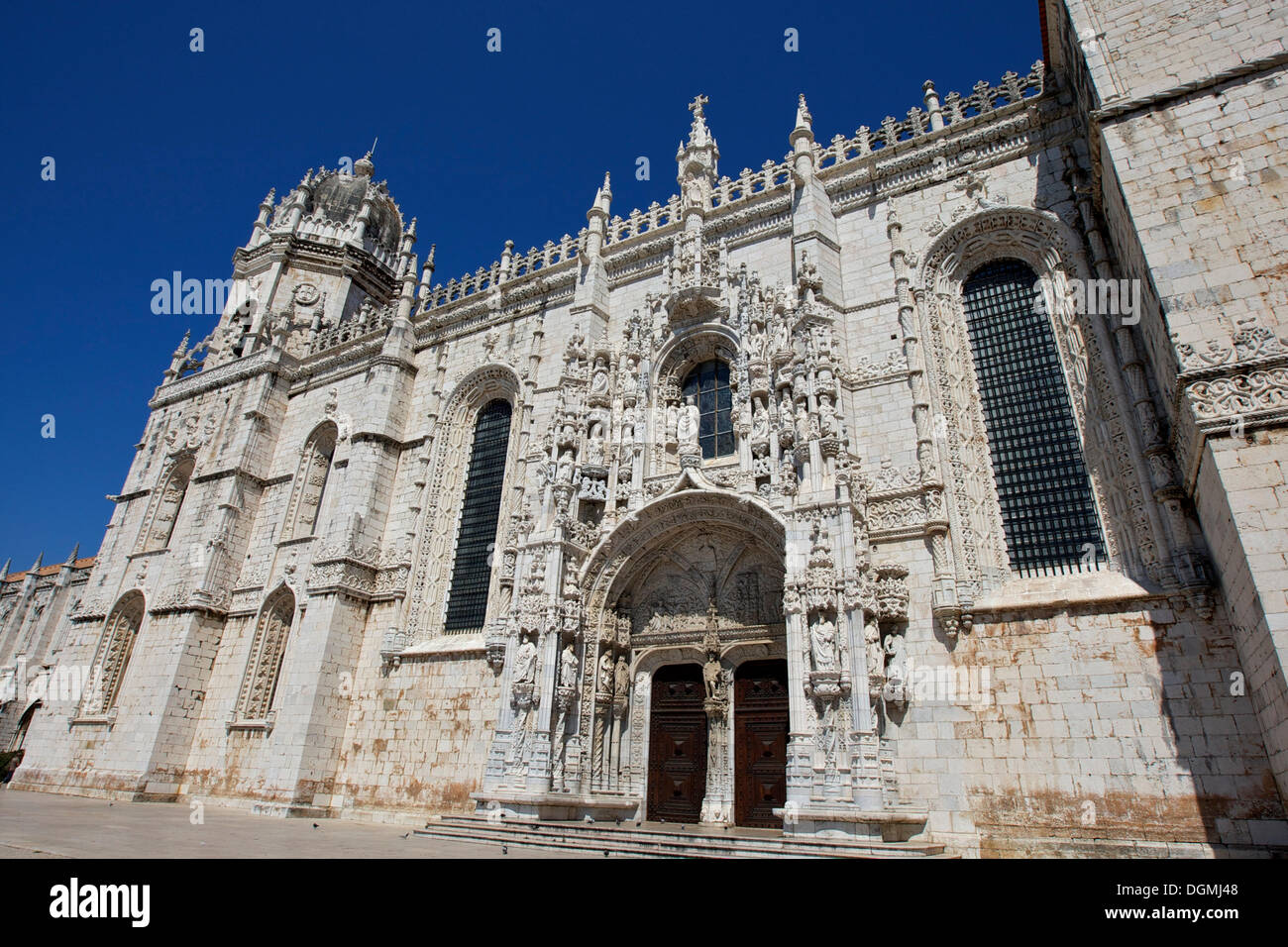 Mosteiro dos Jeronimos, hieronymites monastero, sito patrimonio mondiale dell'Unesco, in stile tardo gotico manuelino, Belem, lisbona Foto Stock