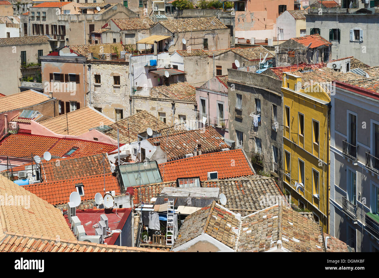Vista del quartiere di Castello come visto dalla Torre del Elefante torre, Casteddu, Cagliari, Sardegna, Italia, Europa Foto Stock