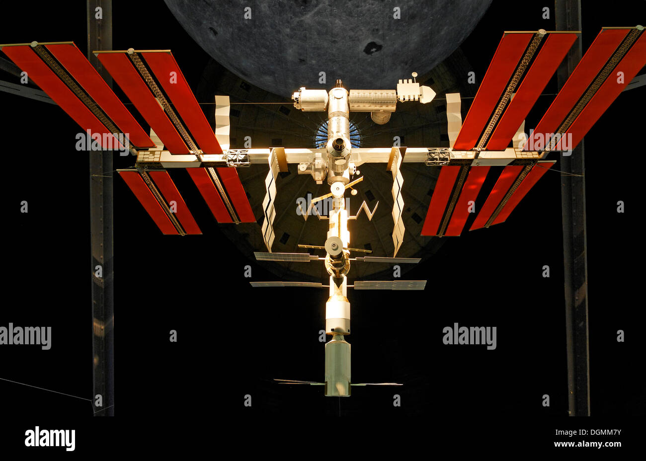 Modello della ISS stazione spaziale, mostra 'Wunder des Sonnensystems' meraviglie del sistema solare, gasometro di Oberhausen. Foto Stock