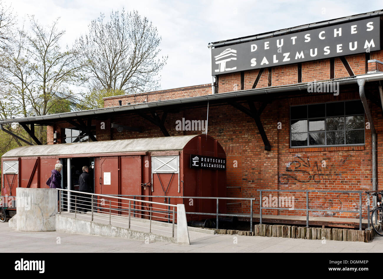 Deutsches Salzmuseum o Tedesco Museo del Sale, ingresso attraverso un carro ferroviario, Luneburg, Bassa Sassonia Foto Stock