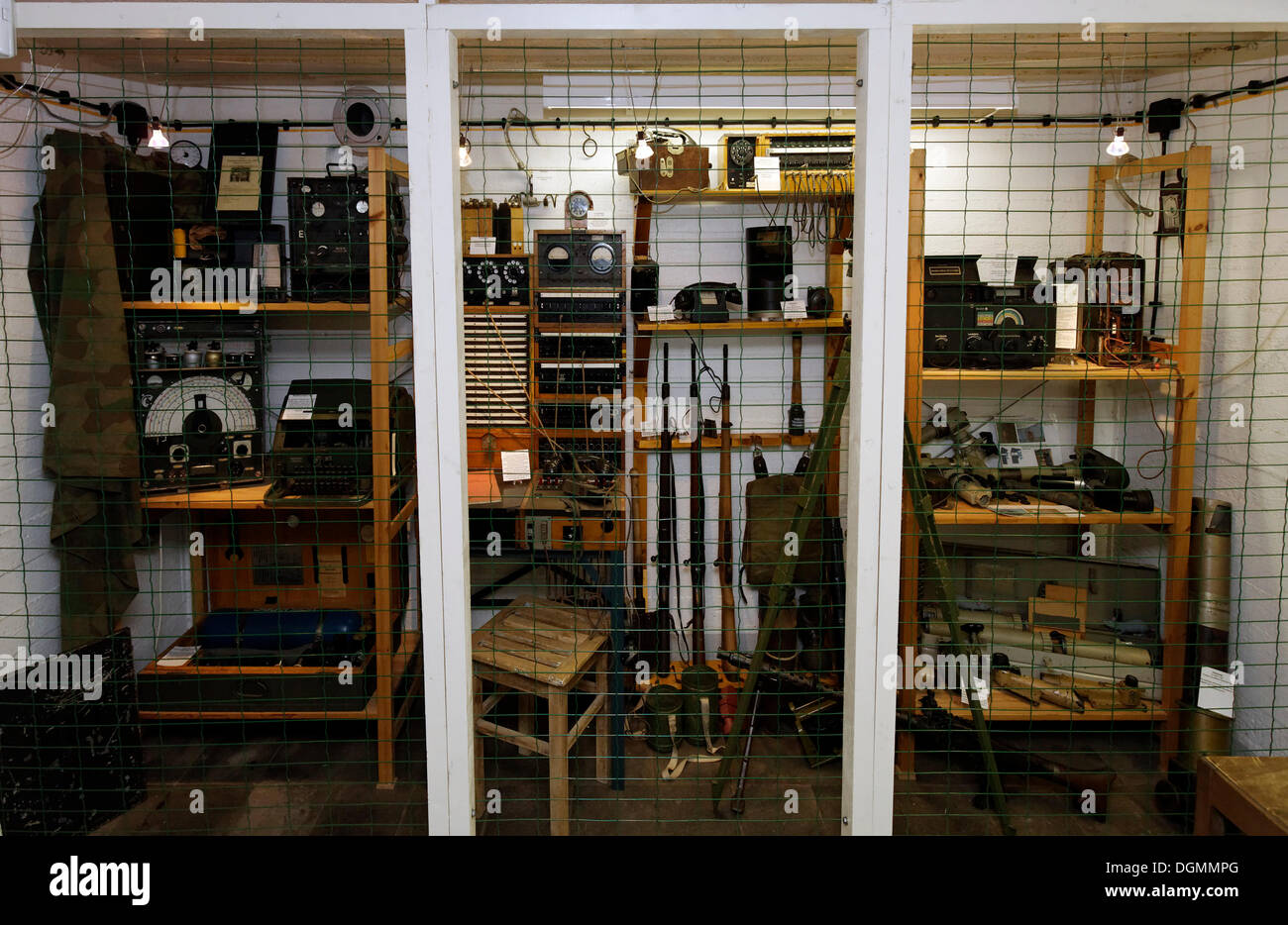 Mostra nel quartiere equipaggio, bunker dalla seconda guerra mondiale, Atlantic Wall 1942, Museo bunker Zoutelande, Walcheren Foto Stock