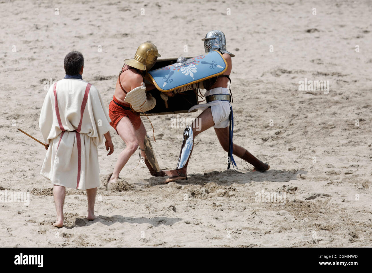 Provocator versus Provocator, un gladiatore lotta, exhibition lotta, Familia Gladiatoria Cornicinis Pulli da Marcus Junkelmann, Foto Stock