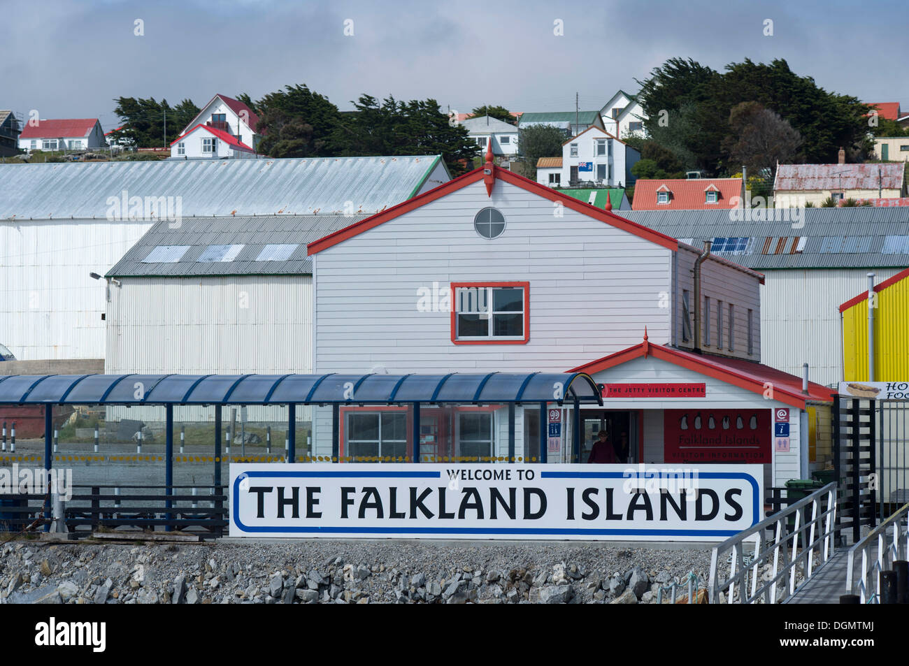 Segno di benvenuto " Benvenuti a Isole Falkland' presso il centro informazioni turistiche, Stanley Stanley Ostfalkland Foto Stock
