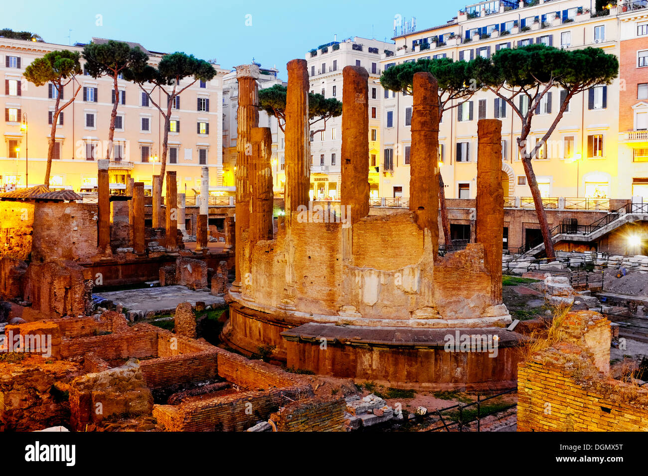 Templi romani in Largo di Torre Argentina, Roma Italia Foto Stock