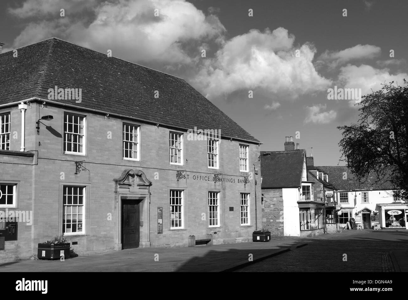 Edificio dell'ufficio postale, città mercato di Oakham, Rutland, Inghilterra, Gran Bretagna; Regno Unito Foto Stock