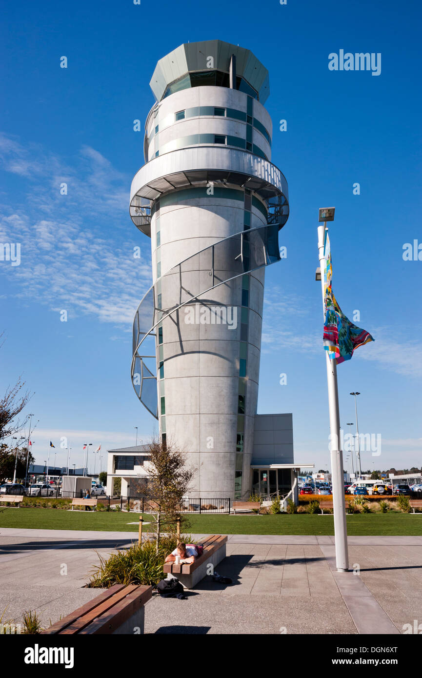 Il pluripremiato aeroporto di Christchurch torre di controllo, Christchurch, South Island, in Nuova Zelanda. Foto Stock