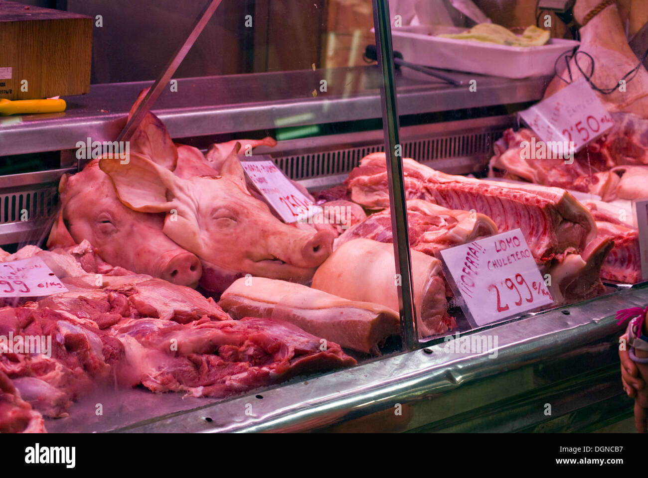 Pressione di stallo Mercado Central ,mercato alimentare, in interni Foto Stock