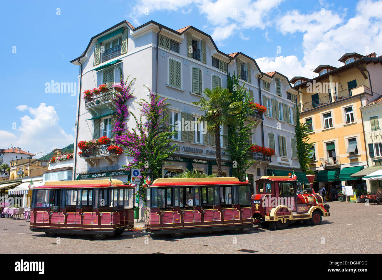 Treno turistico, Gardone Riviera sul lago di Garda, Italia, Europa Foto Stock