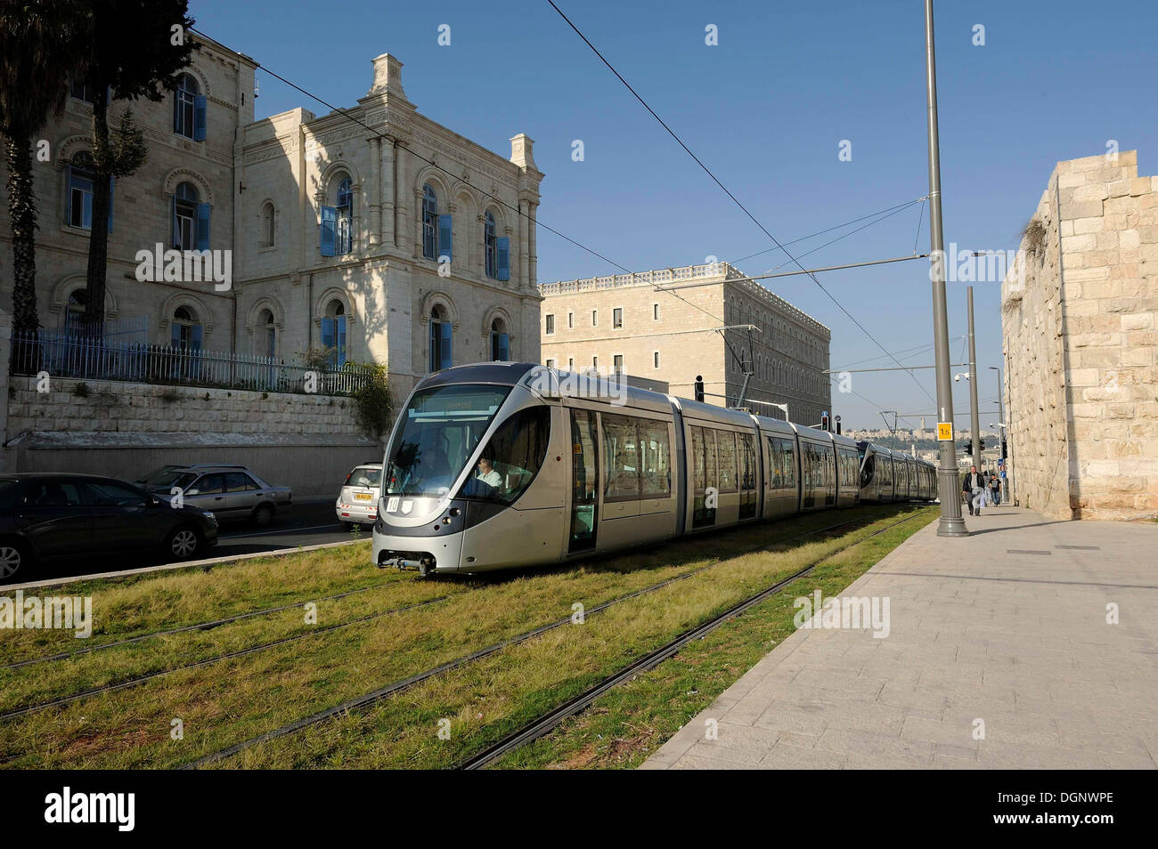 Nuovo tram in Gerusalemme, Light Rail Transit, vicino alla Città Vecchia di Gerusalemme, Israele, Asia Occidentale, Medio Oriente Foto Stock