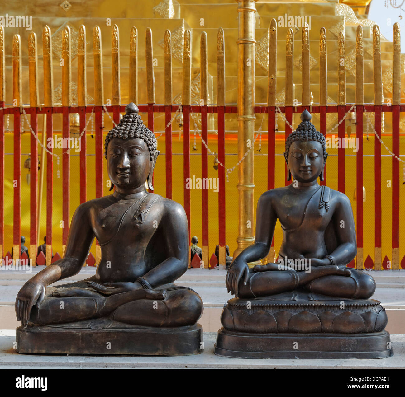 Thailandia, Bangkok, statue di Buddha di Wat Phra That Doi Suthep Foto Stock