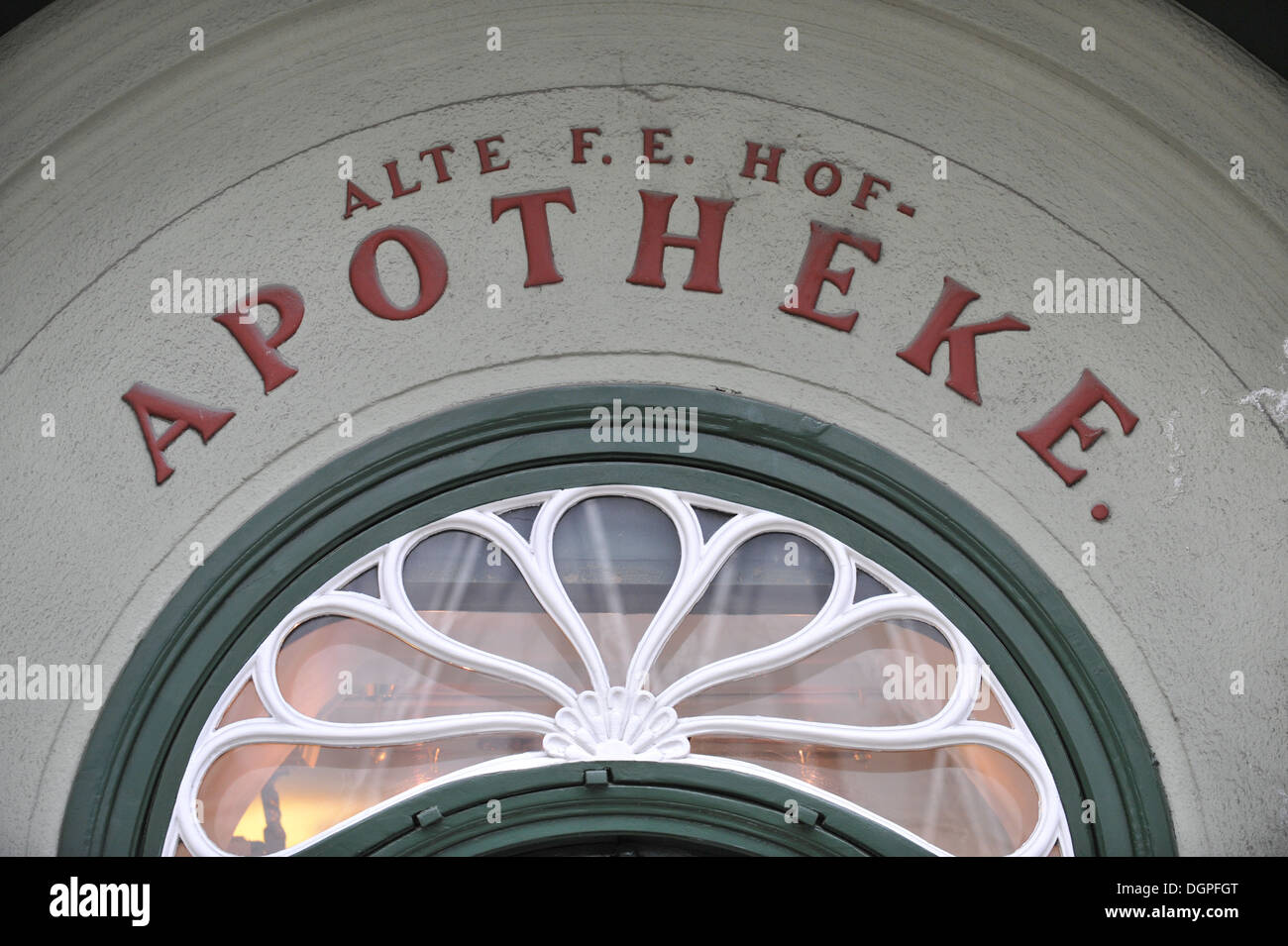 Ingresso della vecchia farmacia Foto Stock