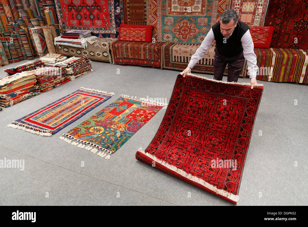 Piano vendite, Desen Halicilik fabbrica di tappeti, Bergama, İzmir Provincia, Regione del Mar Egeo, Turchia Foto Stock