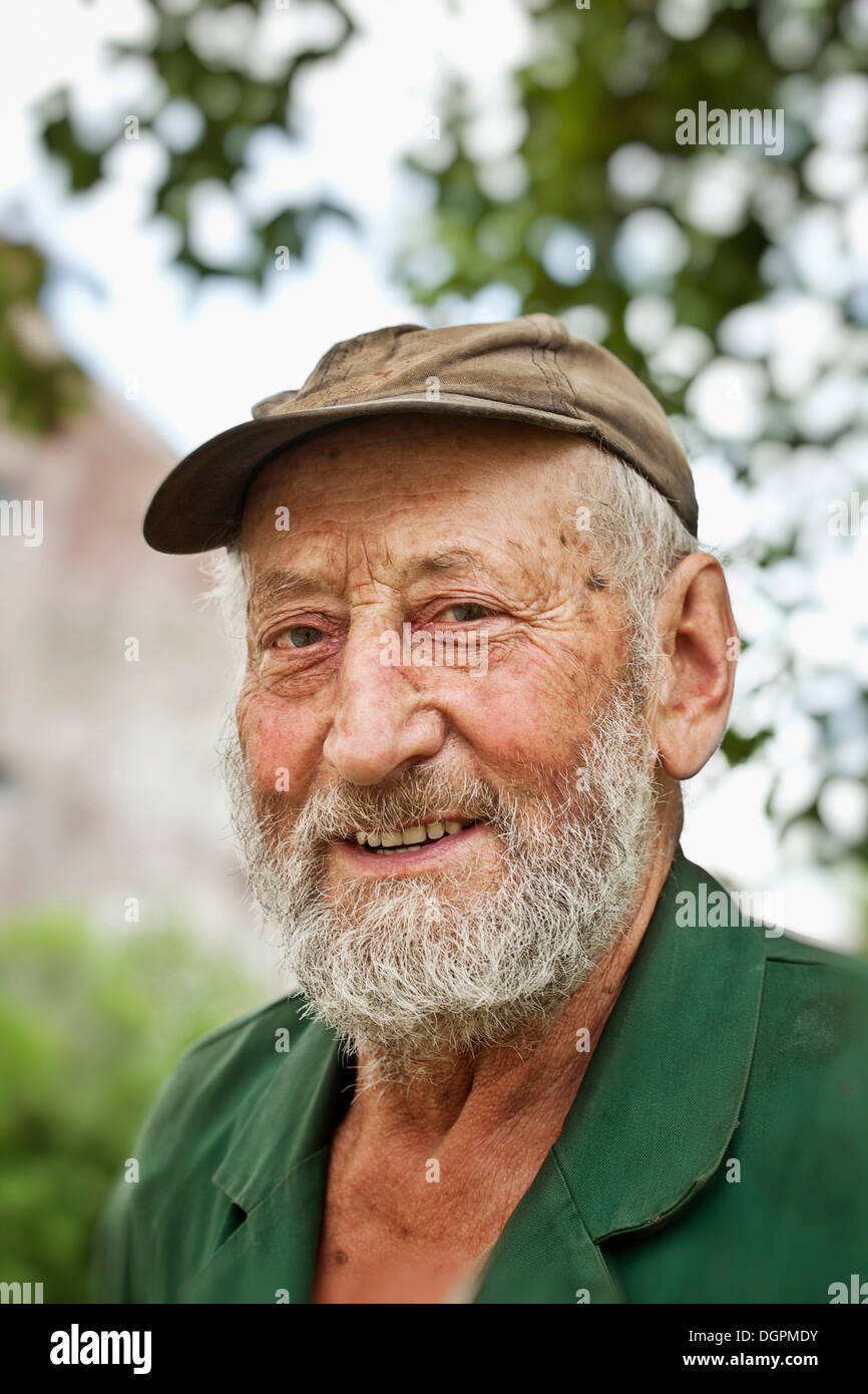 Uomini vecchi, coltivatore Foto Stock