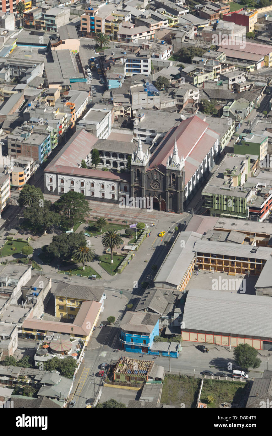 Banos de Agua Santa - desitnation popolare in Ecuador, Sud America, la città ricoperta di cenere dal vulcano Tungurahua esplosione. Foto Stock