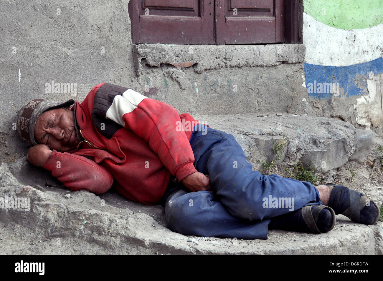 Uomo senza tetto dei popoli indigeni, la Paz, Bolivia, SUD AMERICA Foto Stock