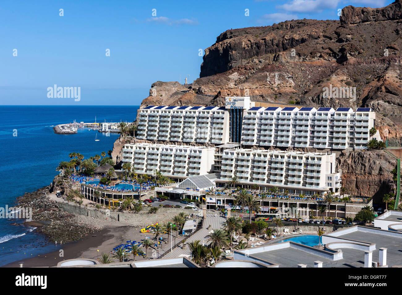 Vista verso l'Hotel Taurito Princess, Puerto Rico, Gran Canaria, Isole  Canarie, Spagna, Europa, PublicGround Foto stock - Alamy