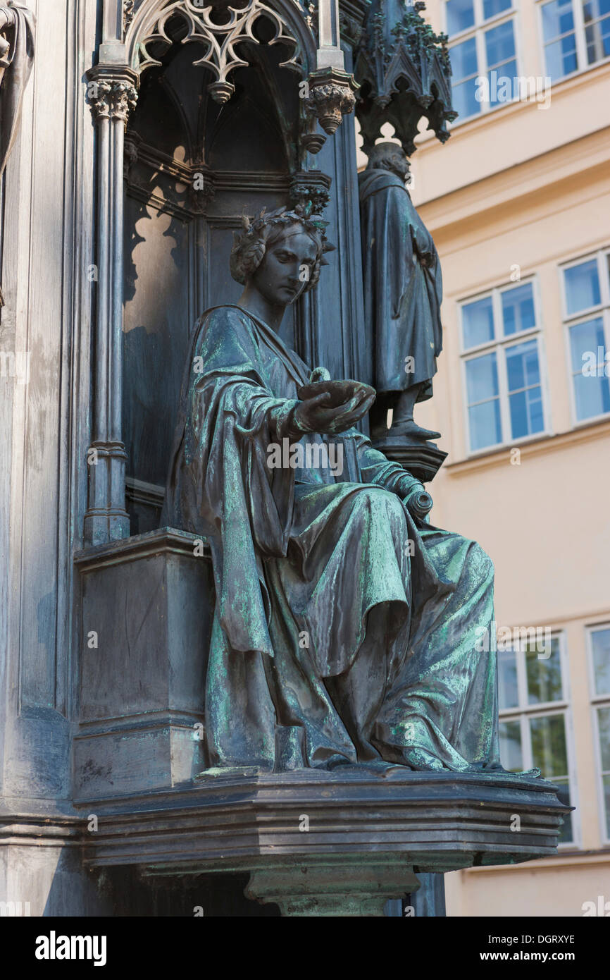 Monumentale statua dell'Imperatore Carlo IV dal 1848, Malá Strana, Praga, Hlavní město Praha, Repubblica Ceca Foto Stock